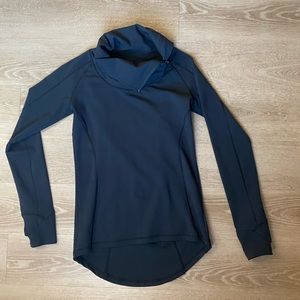 P’tula Rosy pull over black